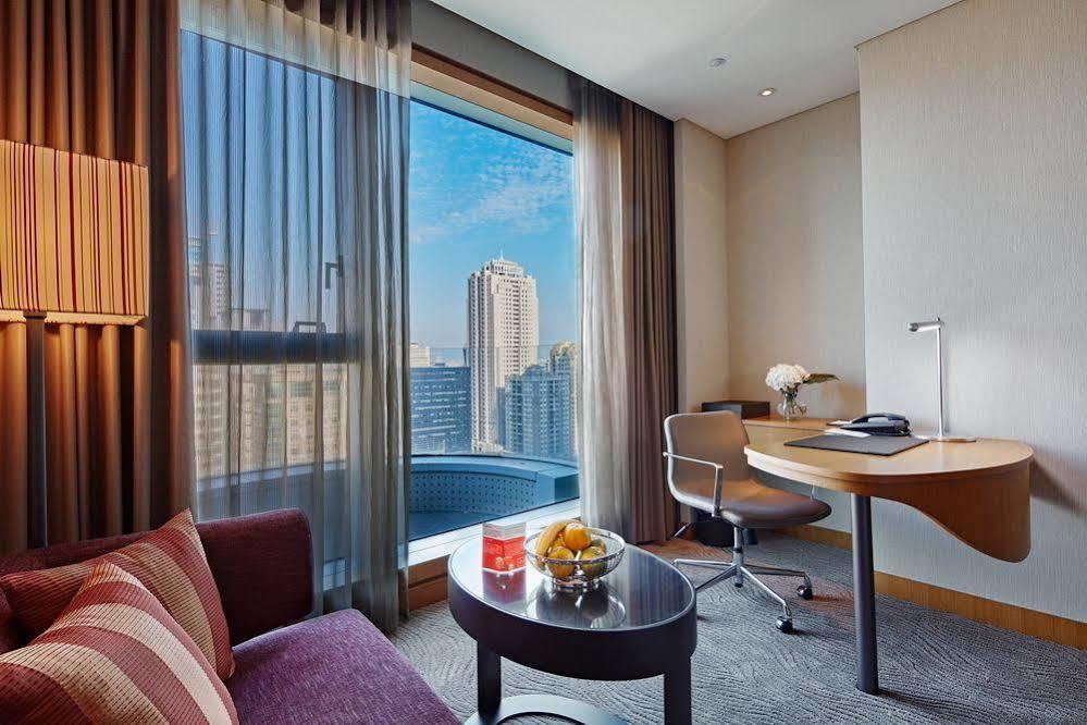 밀레니엄 호텔 타이중 외부 사진 A room at the hotel